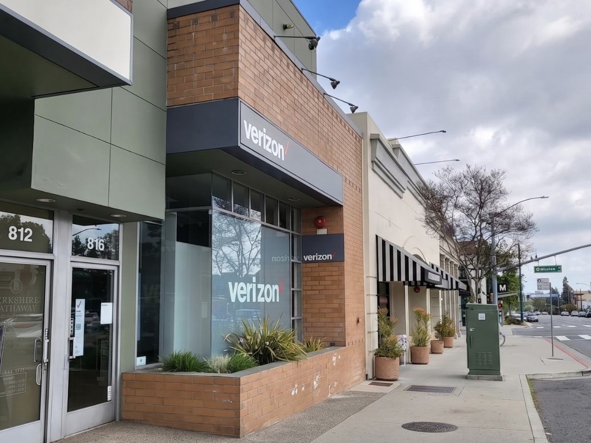 Wireless Plus South Pasadena - Verizon Authorized Retailer in South Pasadena, CA