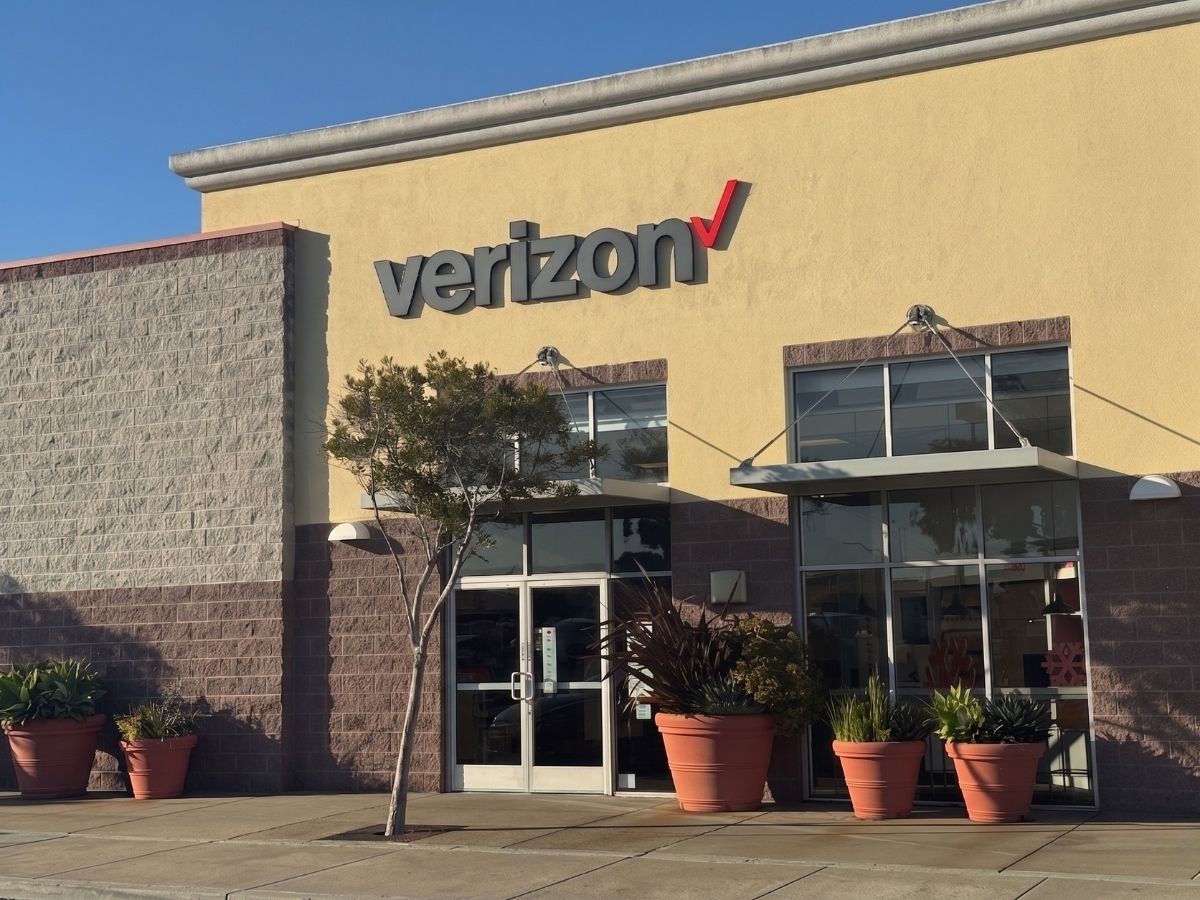 Wireless Plus South San Francisco - Verizon Authorized Retailer in South San Francisco, CA